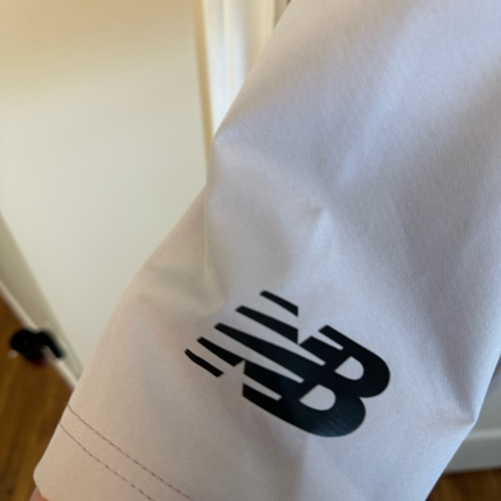 New Balance Hooded Jacket - Picture 4 of 4